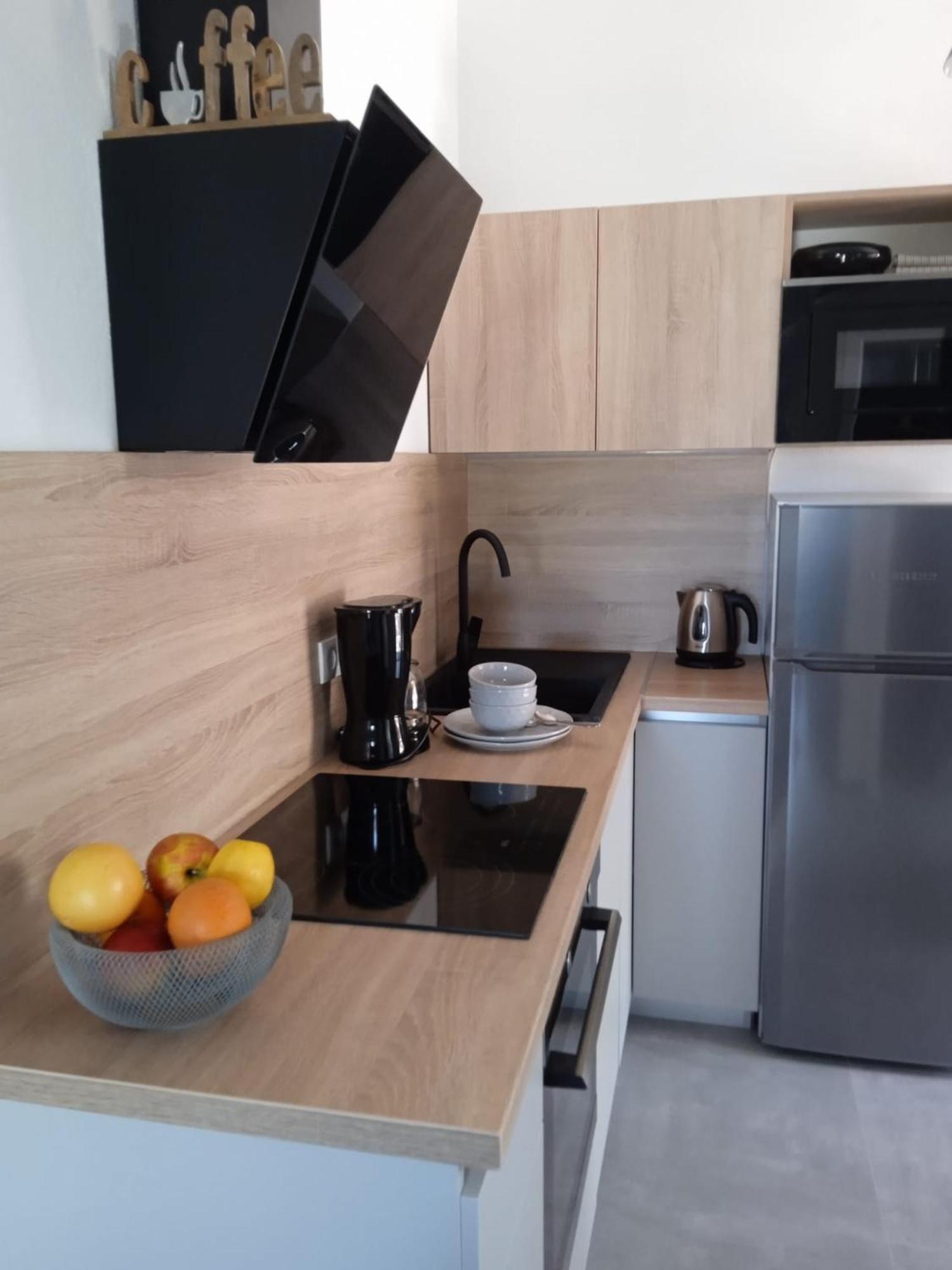 Apartmani Nila Sveta Nedelja  Bagian luar foto