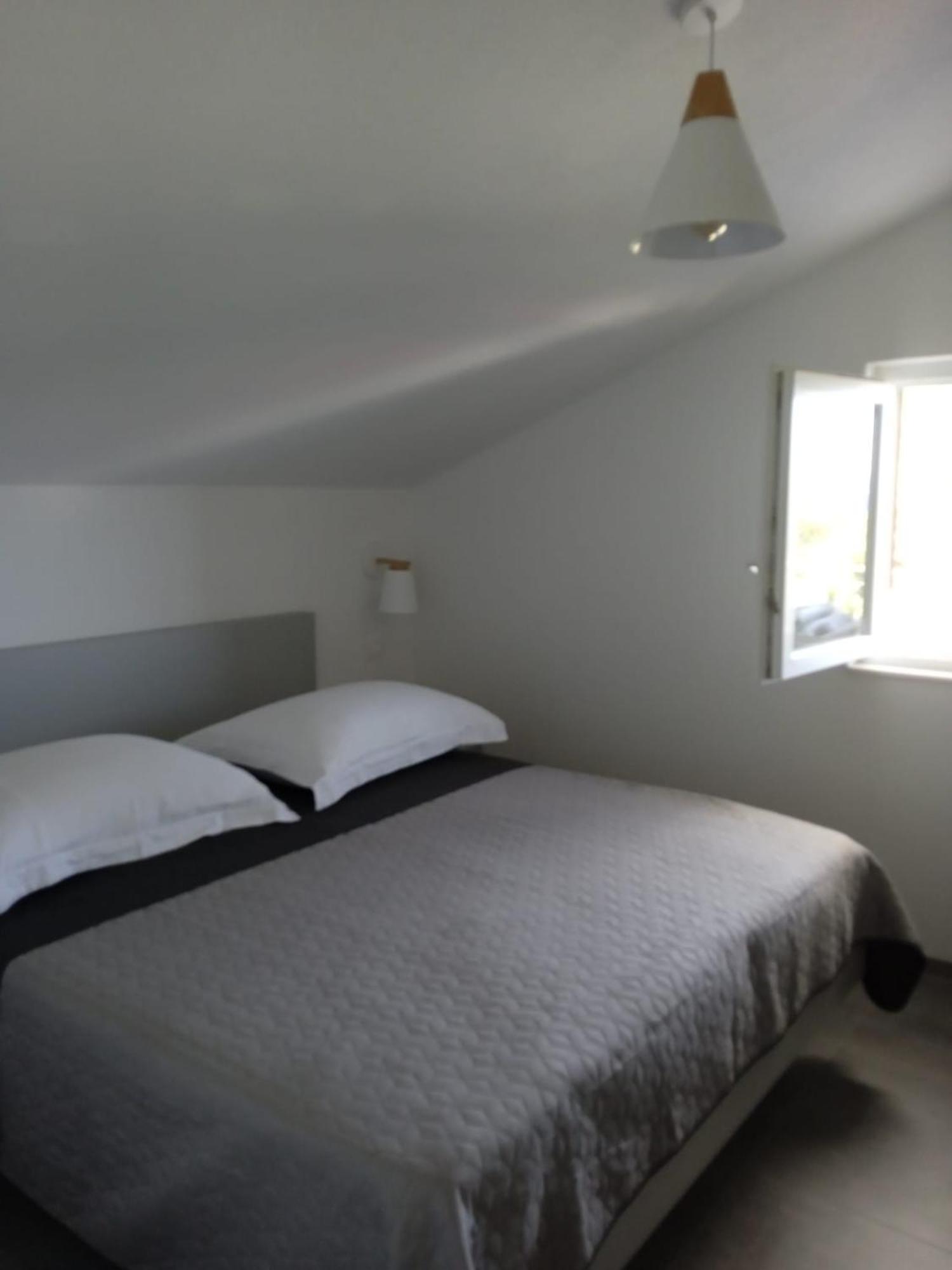 Apartmani Nila Sveta Nedelja  Bagian luar foto